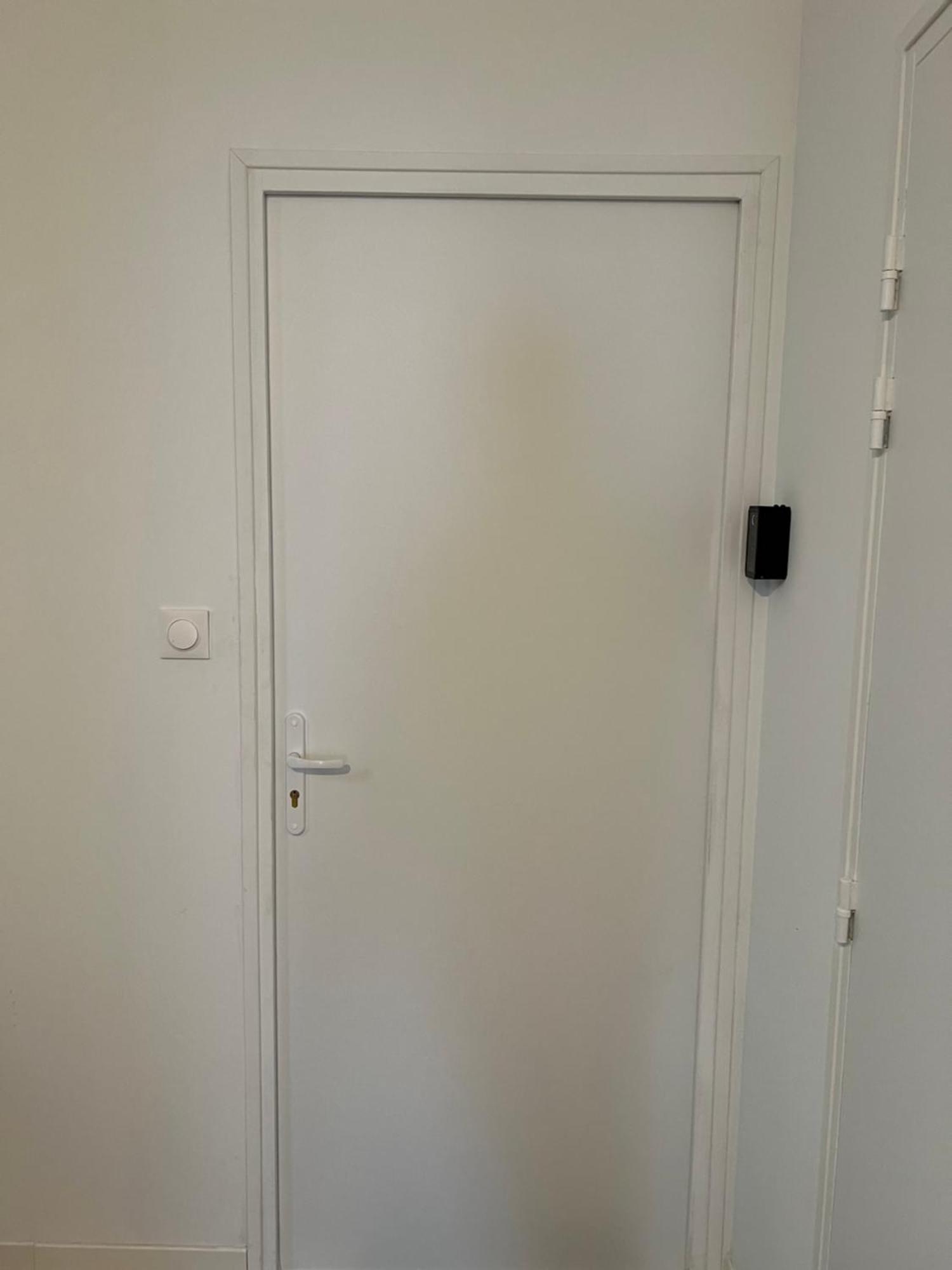 Fenix Appartement T2 40 M2 Cosy Rdc Plein Centre Ville Pierrelatte Exteriér fotografie