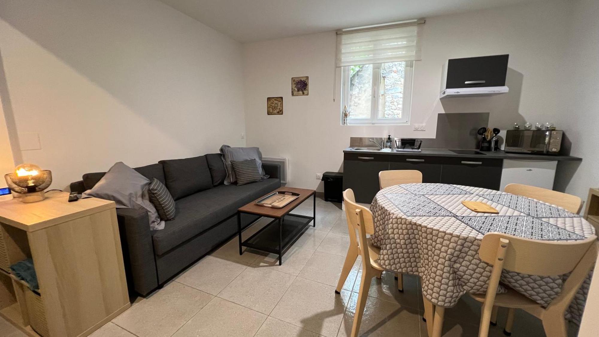 Fenix Appartement T2 40 M2 Cosy Rdc Plein Centre Ville Pierrelatte Exteriér fotografie